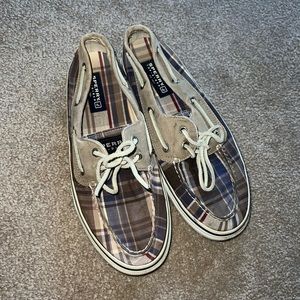 Sperry Boater Slip On with Laces.